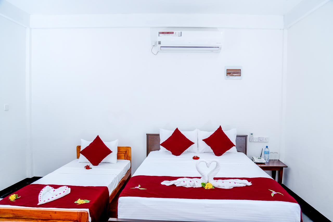 Crescent Sea Resort Nilaveli Kültér fotó