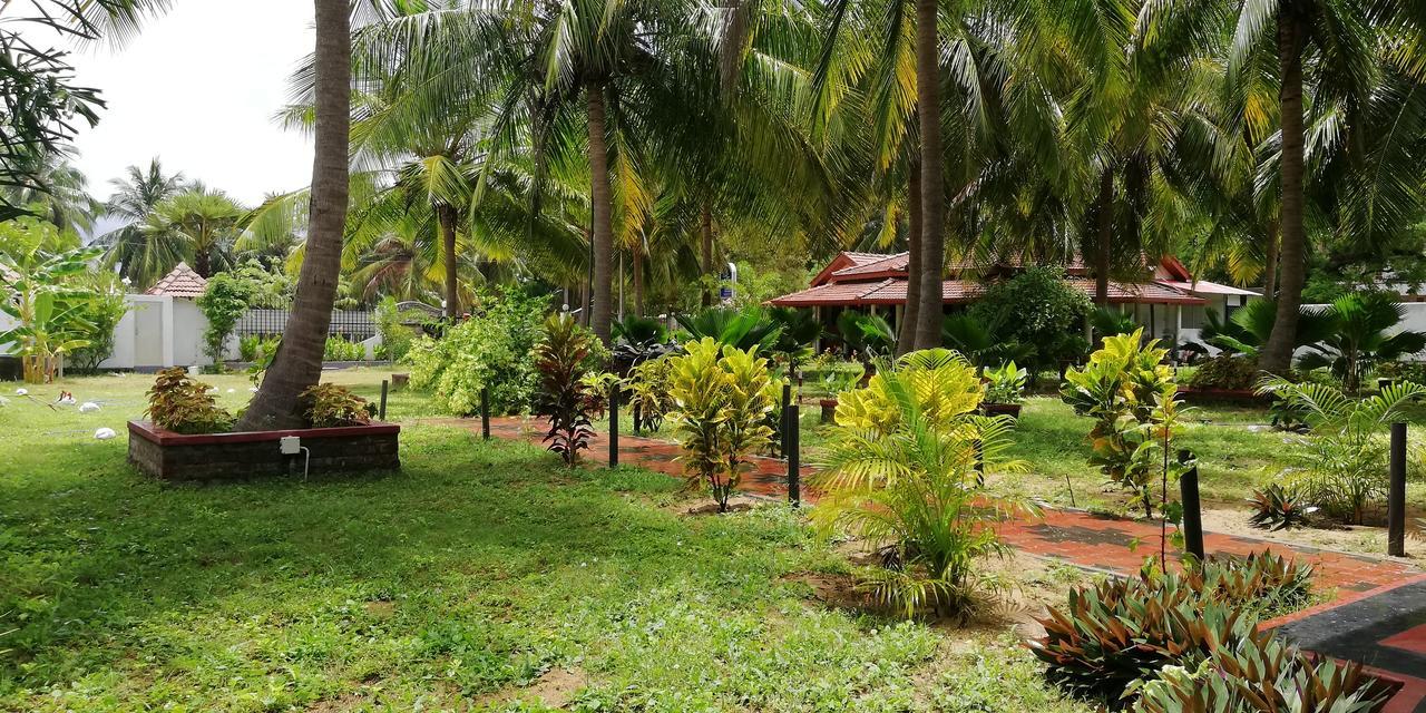 Crescent Sea Resort Nilaveli Kültér fotó