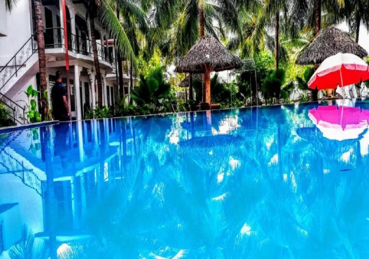Crescent Sea Resort Nilaveli Kültér fotó